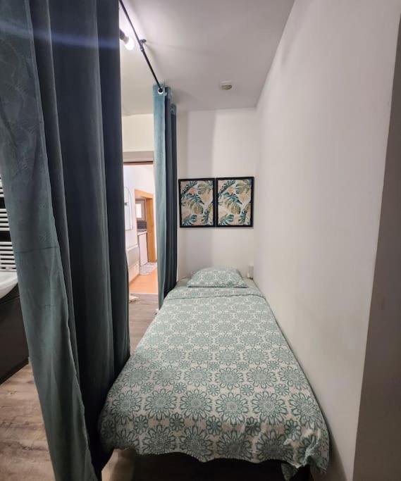 La Petite Loge De L'Ile Apartment น็องต์ ภายนอก รูปภาพ